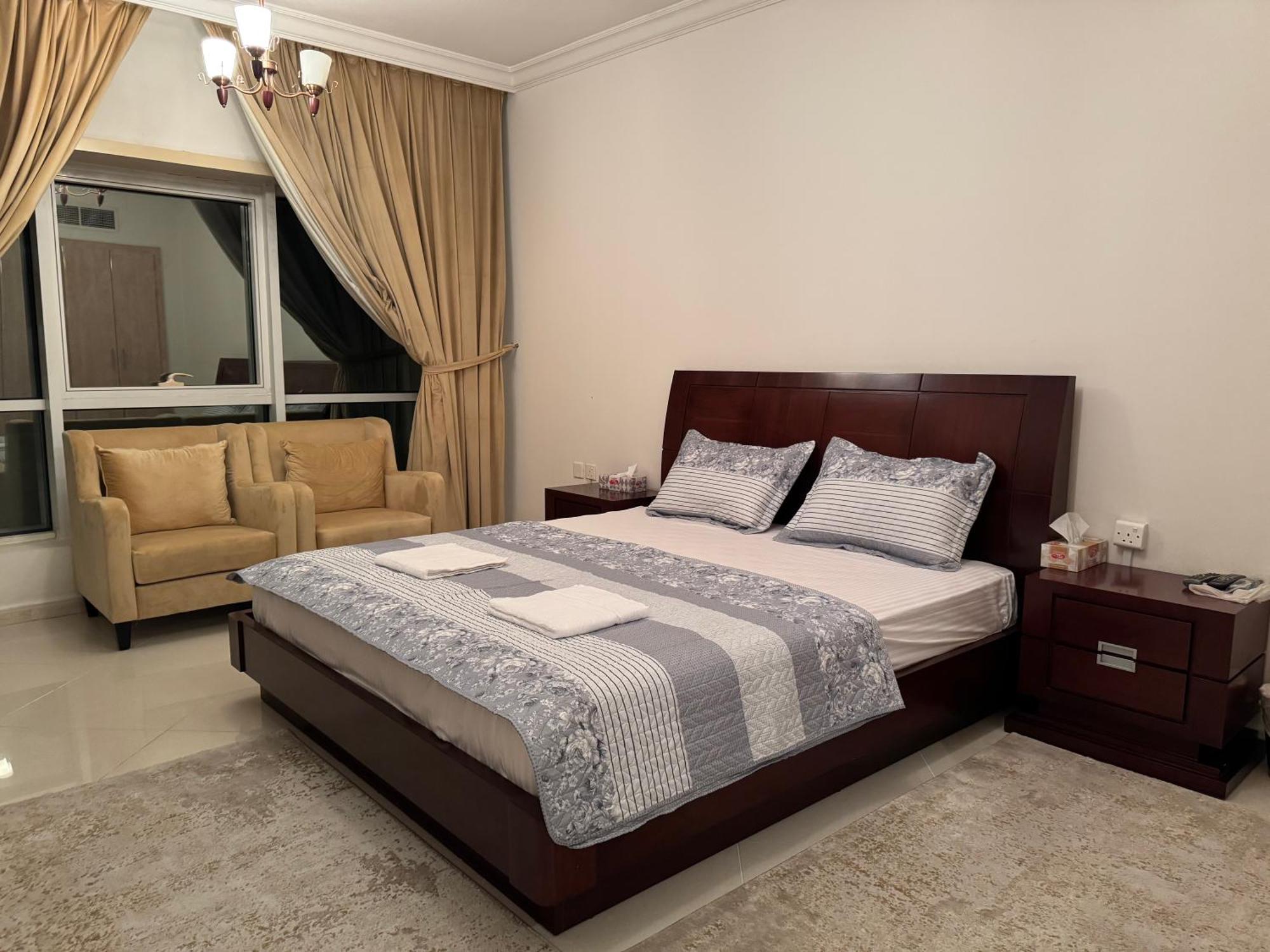The Family Spot Apartment Sharjah Ngoại thất bức ảnh