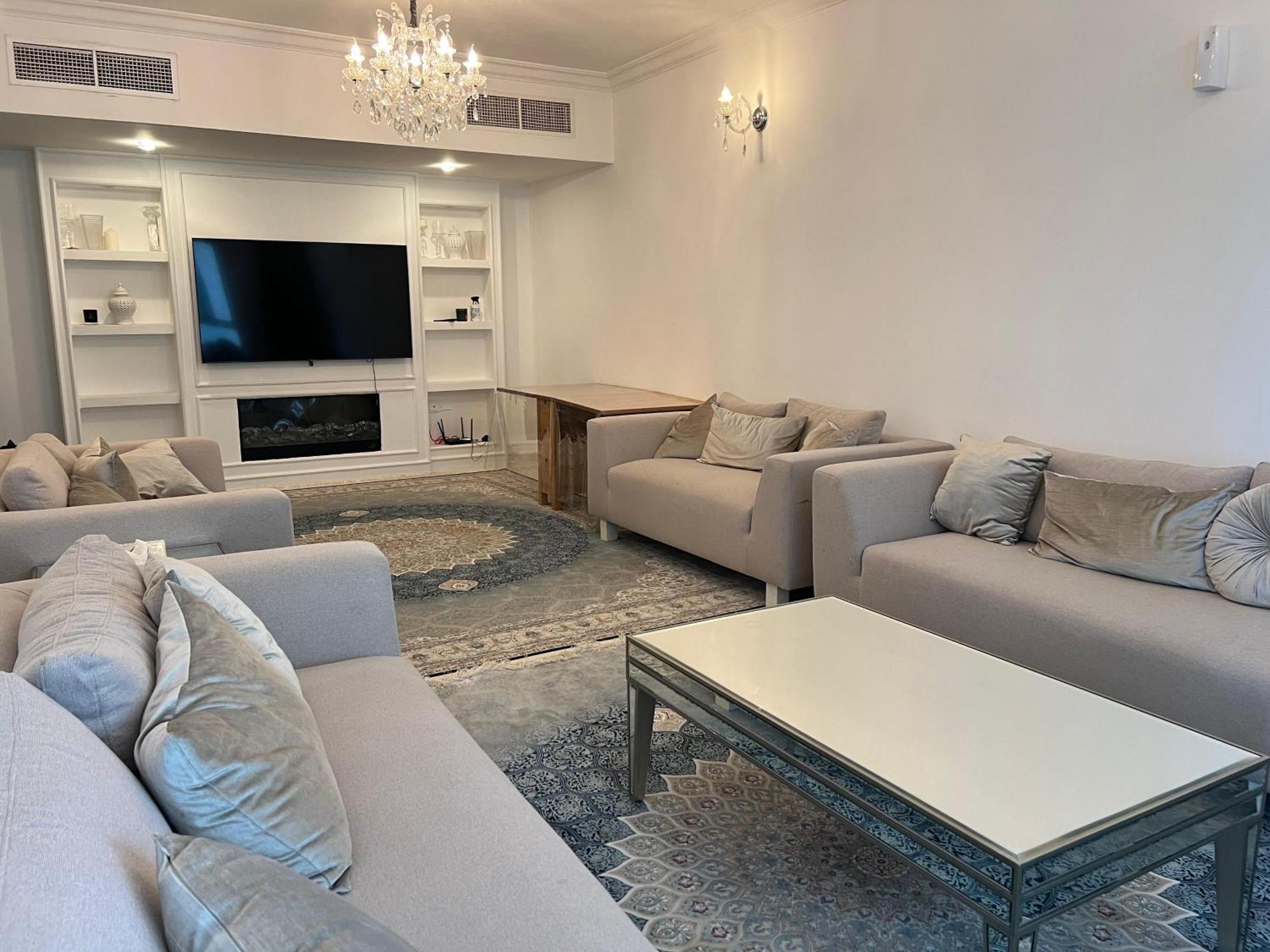 The Family Spot Apartment Sharjah Ngoại thất bức ảnh