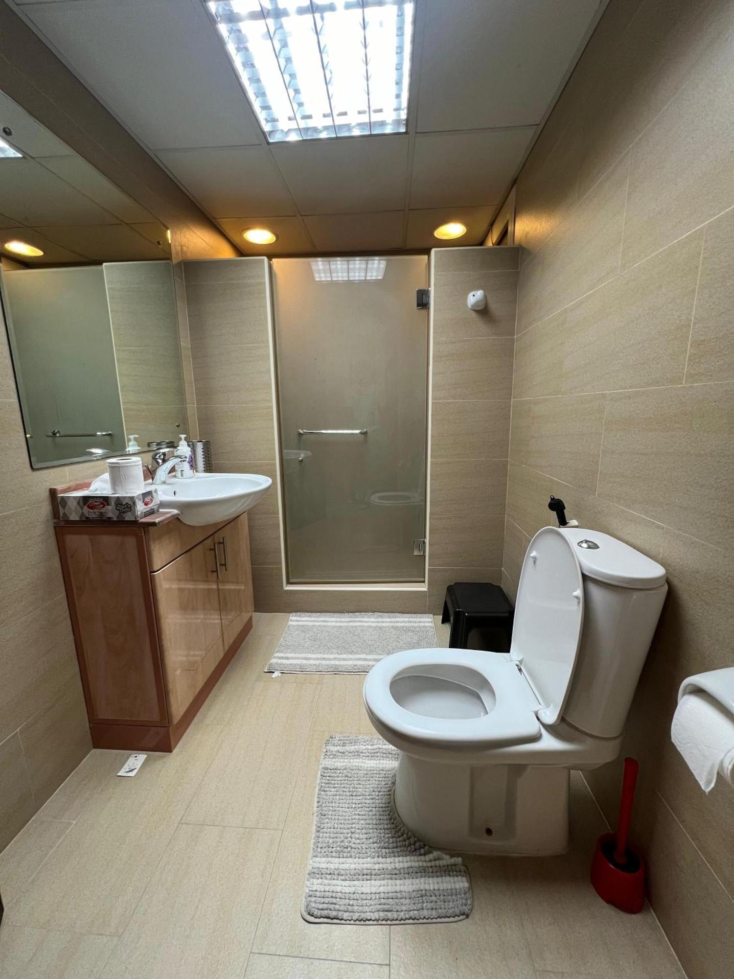 The Family Spot Apartment Sharjah Ngoại thất bức ảnh